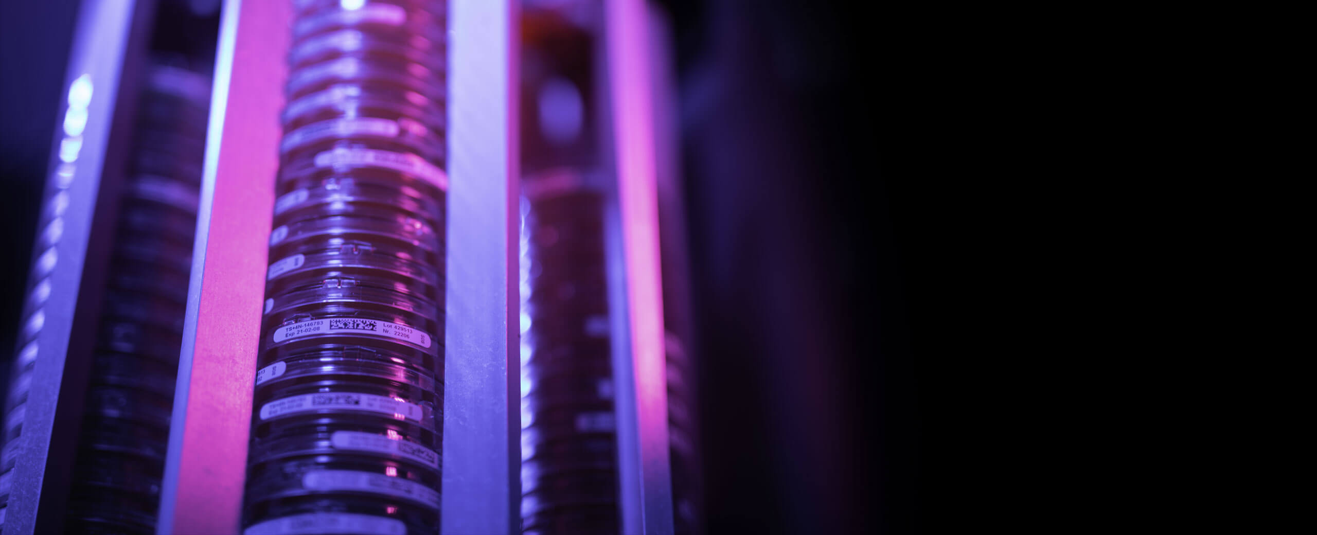 Automated Colony Counter System AID bacSpot Robot